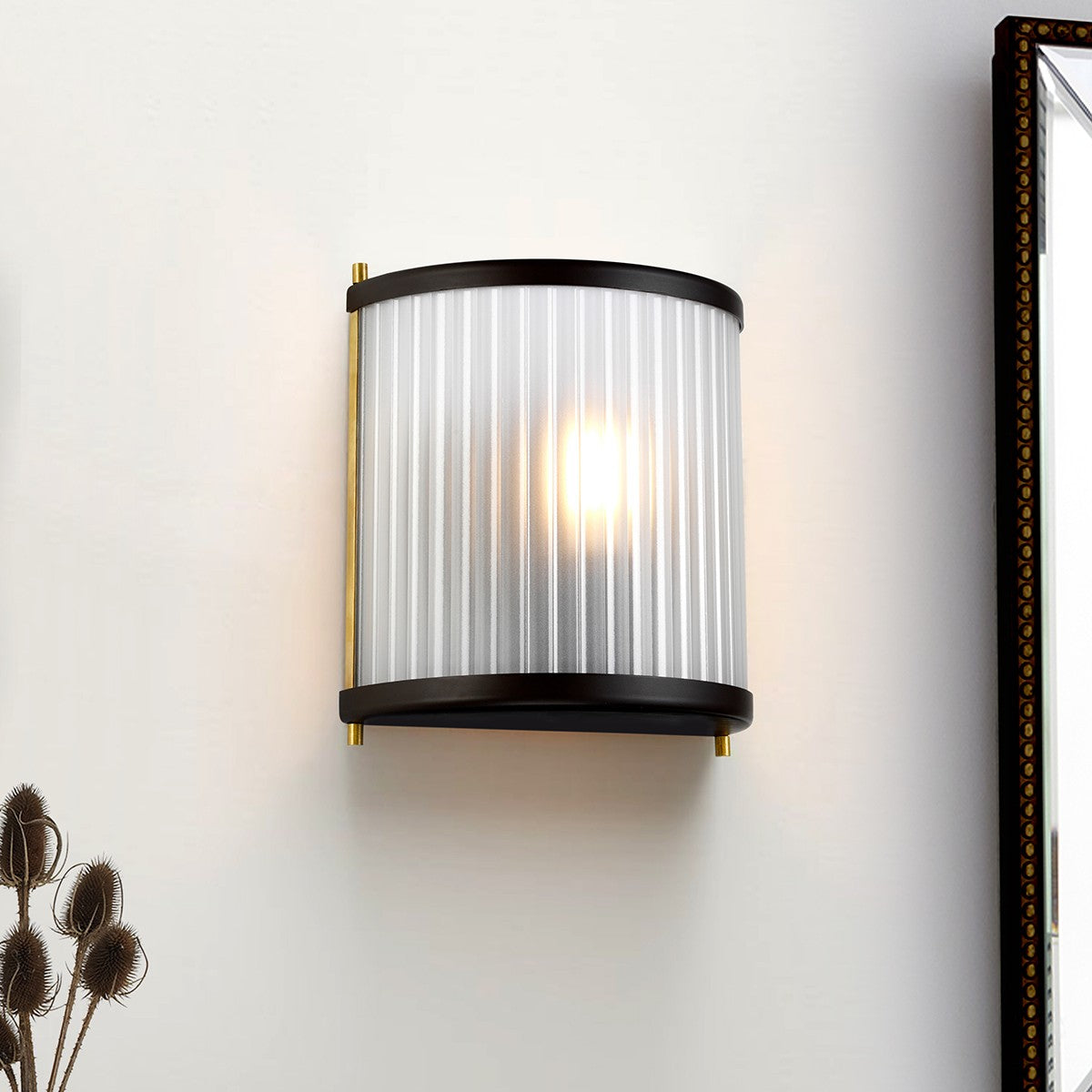 Lucas + McKearn - Corona Wall Sconce - SC-CORONA1-BAB - Canada Light Shop
