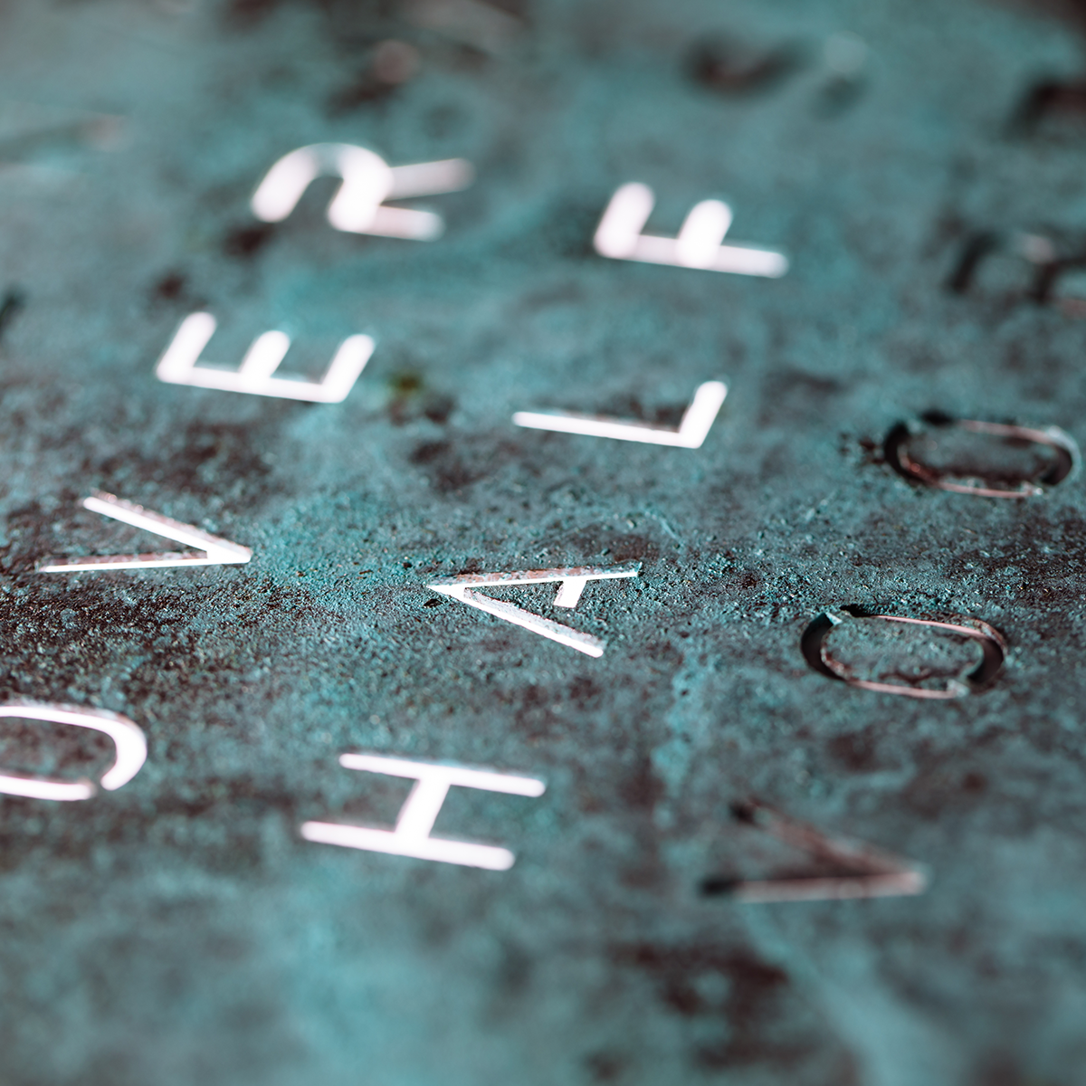 QLOCKTWO QT4VICO QLOCKTWO EARTH 45 Creator's Edition Vintage Copper