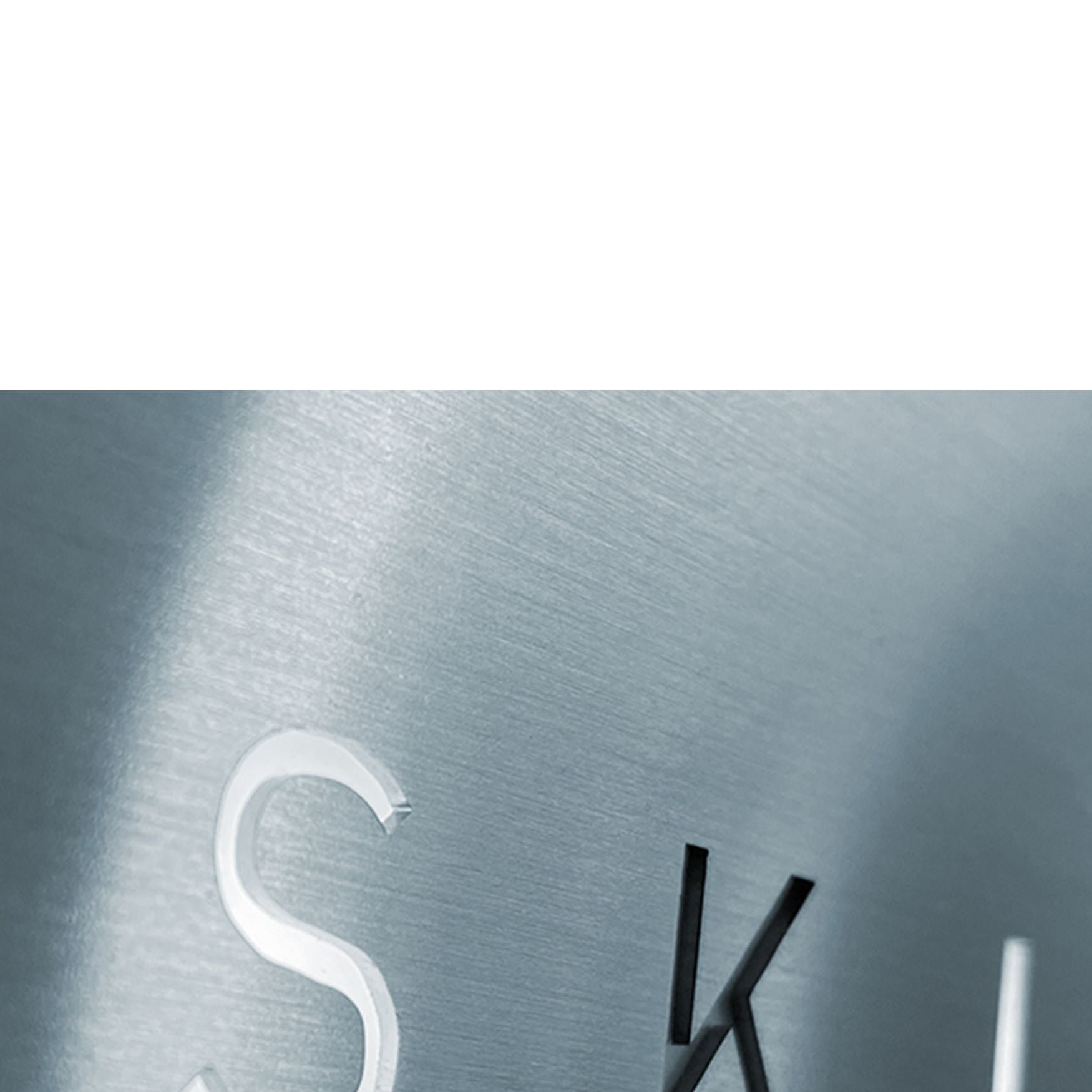 QLOCKTWO LG4SS QLOCKTWO EARTH 90 Steel Series