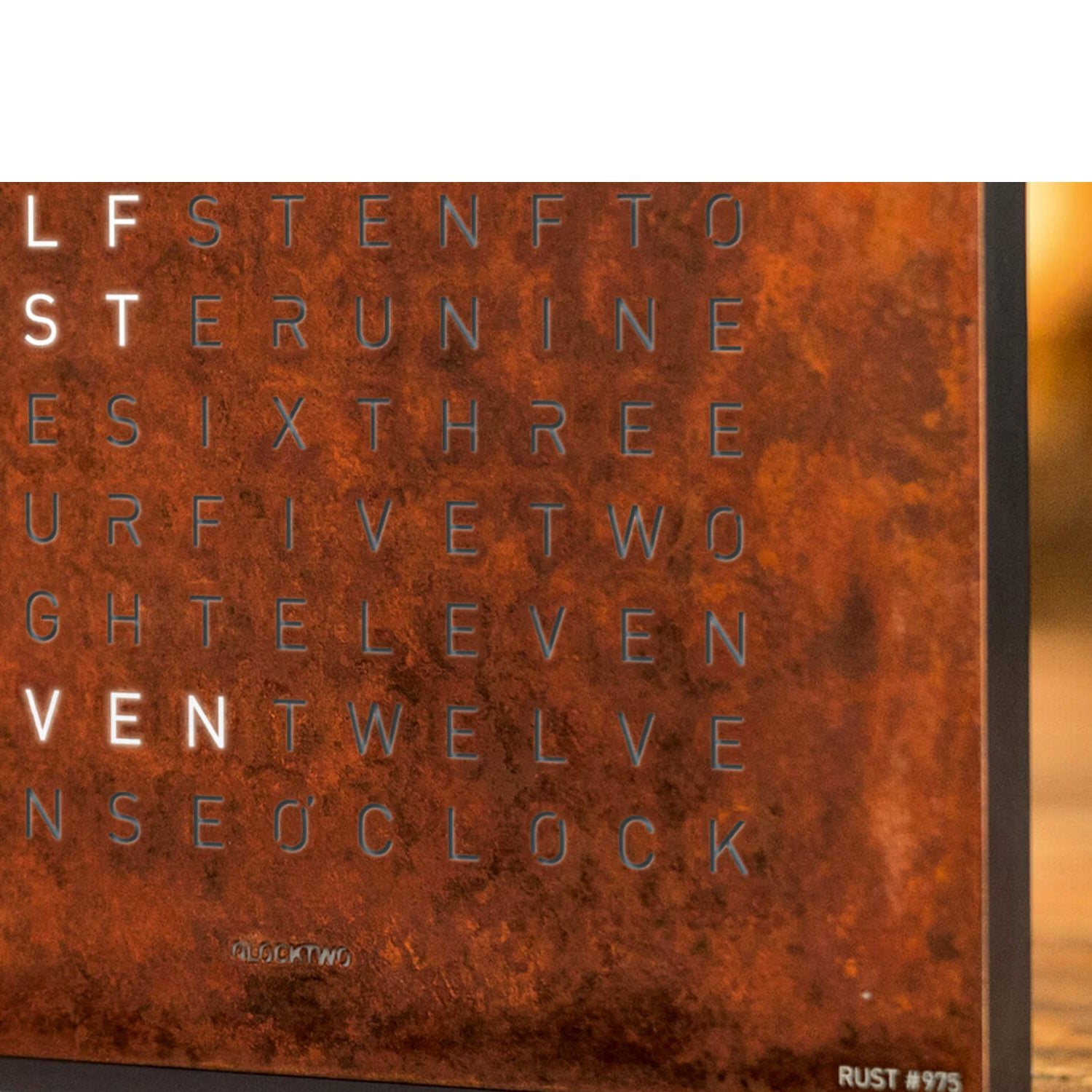 QLOCKTWO T4BLRT QLOCKTWO EARTH 13.5 Creator's Edition Rust
