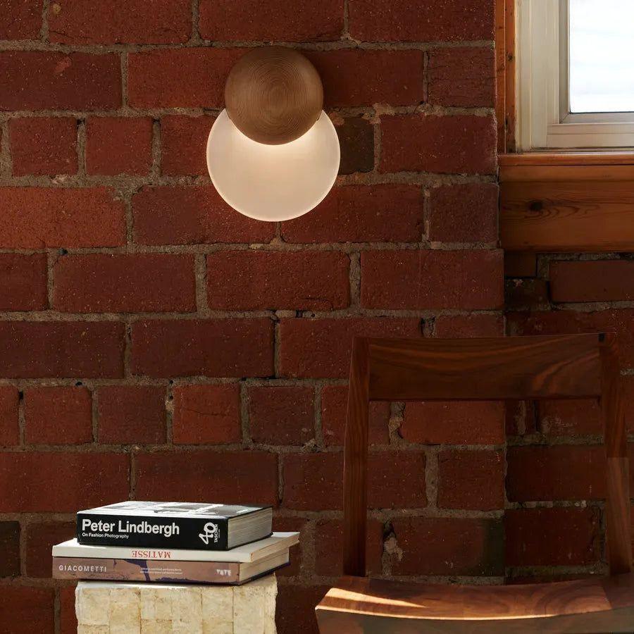 Hollis+Morris - Anchor Wall Sconce - ACHRSCONCE-LG-OKB-CLR - Canada Light Shop