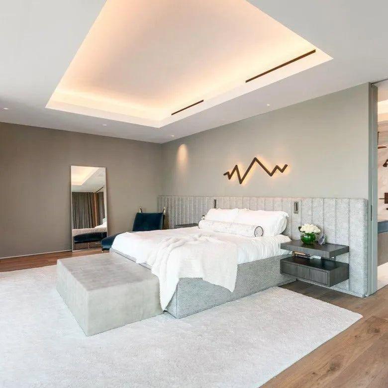 Hollis+Morris - Bolt Wall Light - BOLT-WALL-3FT-OKB - Canada Light Shop