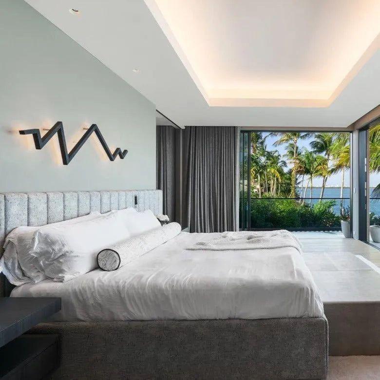 Hollis+Morris - Bolt Wall Light - BOLT-WALL-3FT-OKB - Canada Light Shop