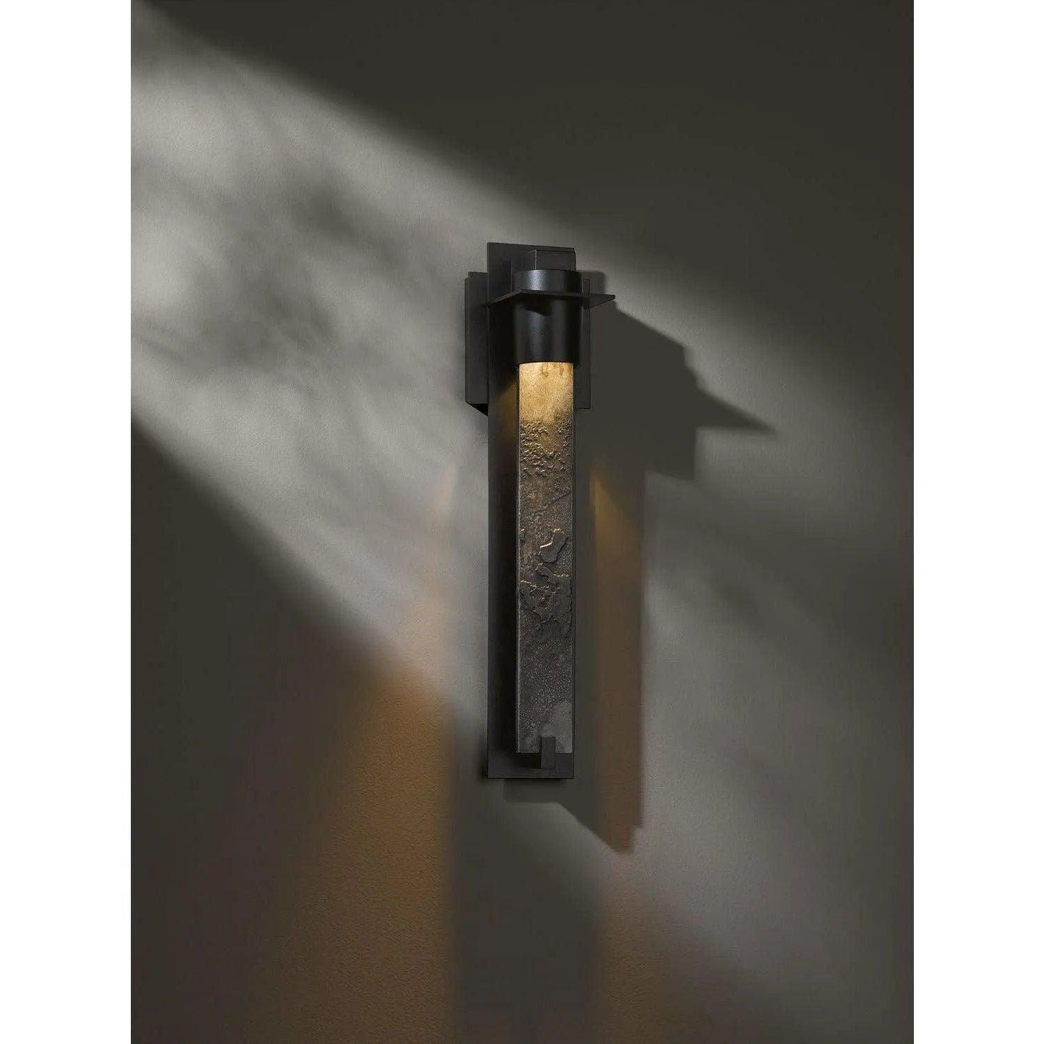 Hubbardton Forge - Airis 18-Inch One Light Outdoor Wall Sconce - 307910-SKT-10-ZP0326 - Canada Light Shop