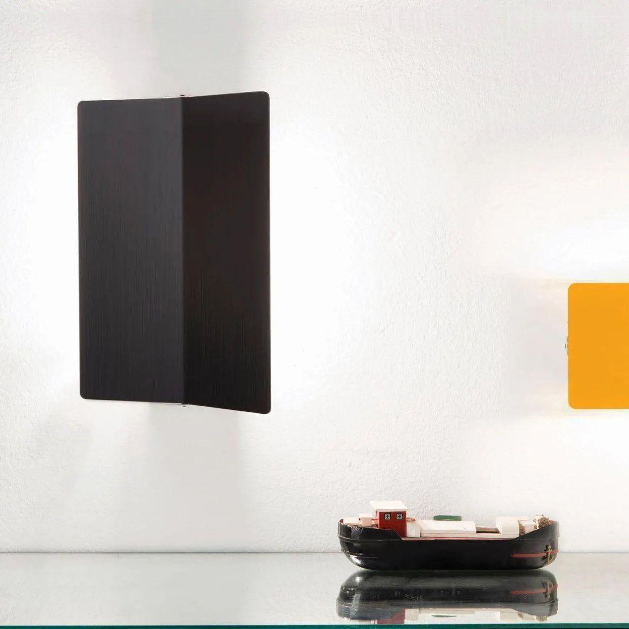 Nemo Lighting - Applique à Volet Pivotant Plié - AVP EWN 32 - Canada Light Shop