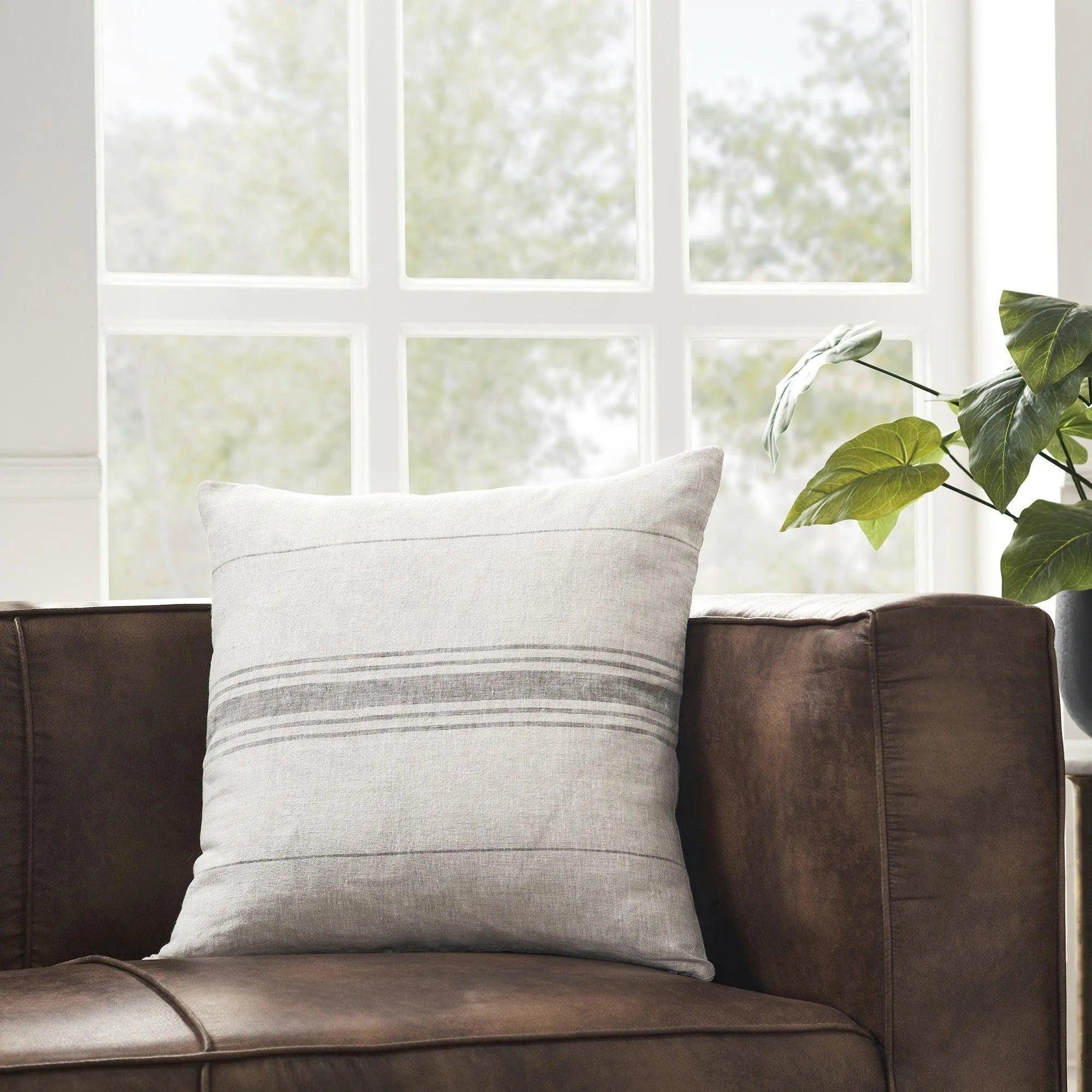 Renwil - Malia Pillow - PWFL1406 - Canada Light Shop