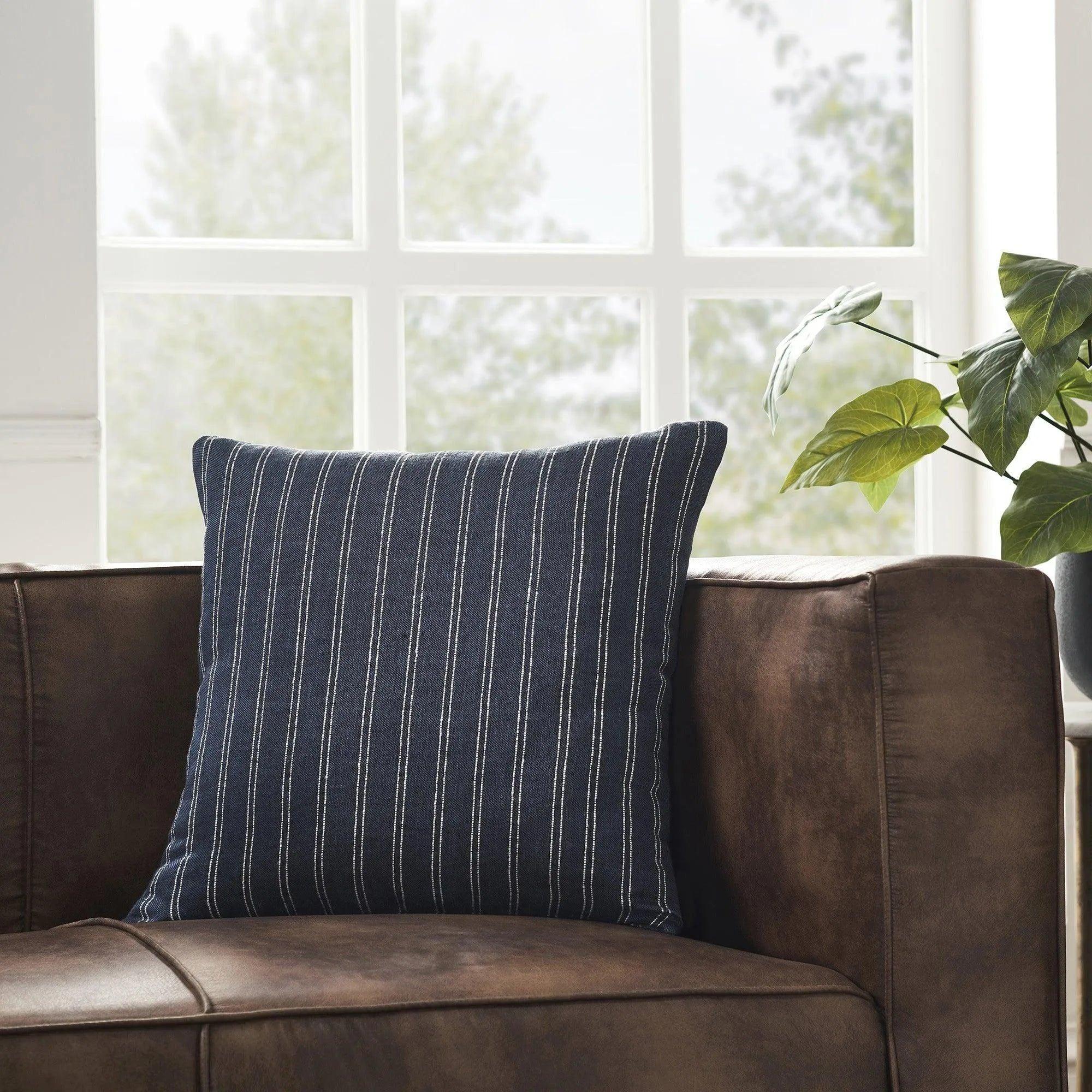 Renwil - Oakley Pillow - PWFL1398 - Canada Light Shop