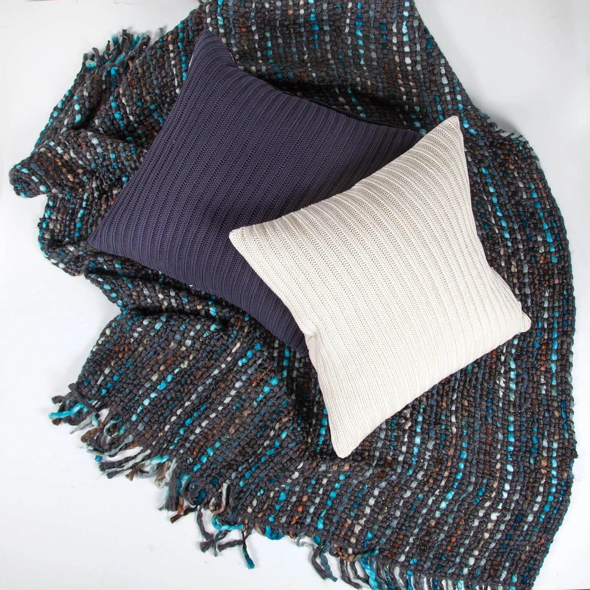 Renwil - Roberto Pillow - PWFL1180 - Canada Light Shop