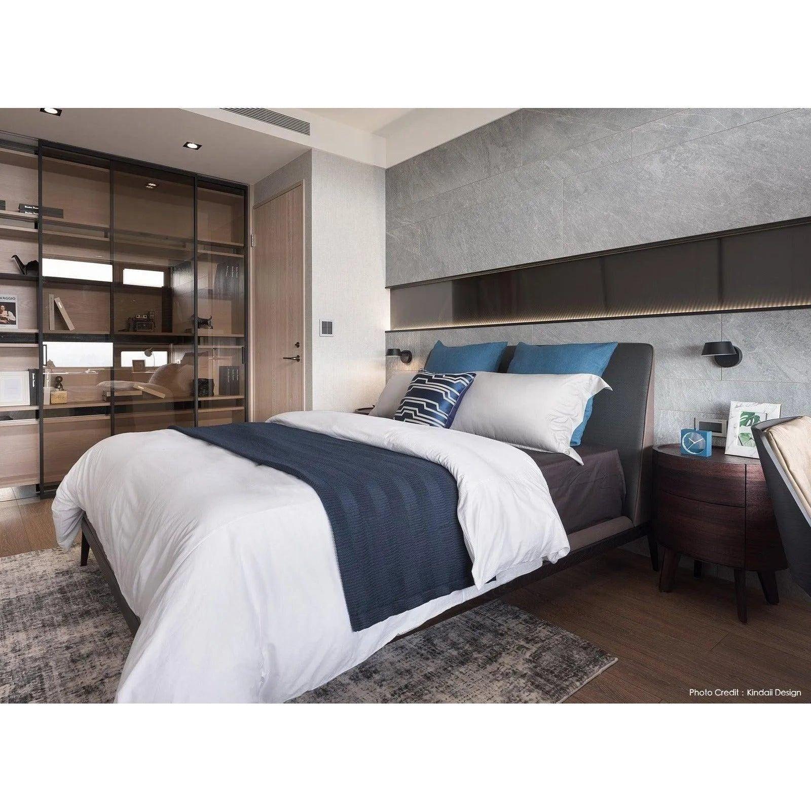 Seed Design - OLO Wall Lamp - SLD-130WRTE-BK - Canada Light Shop