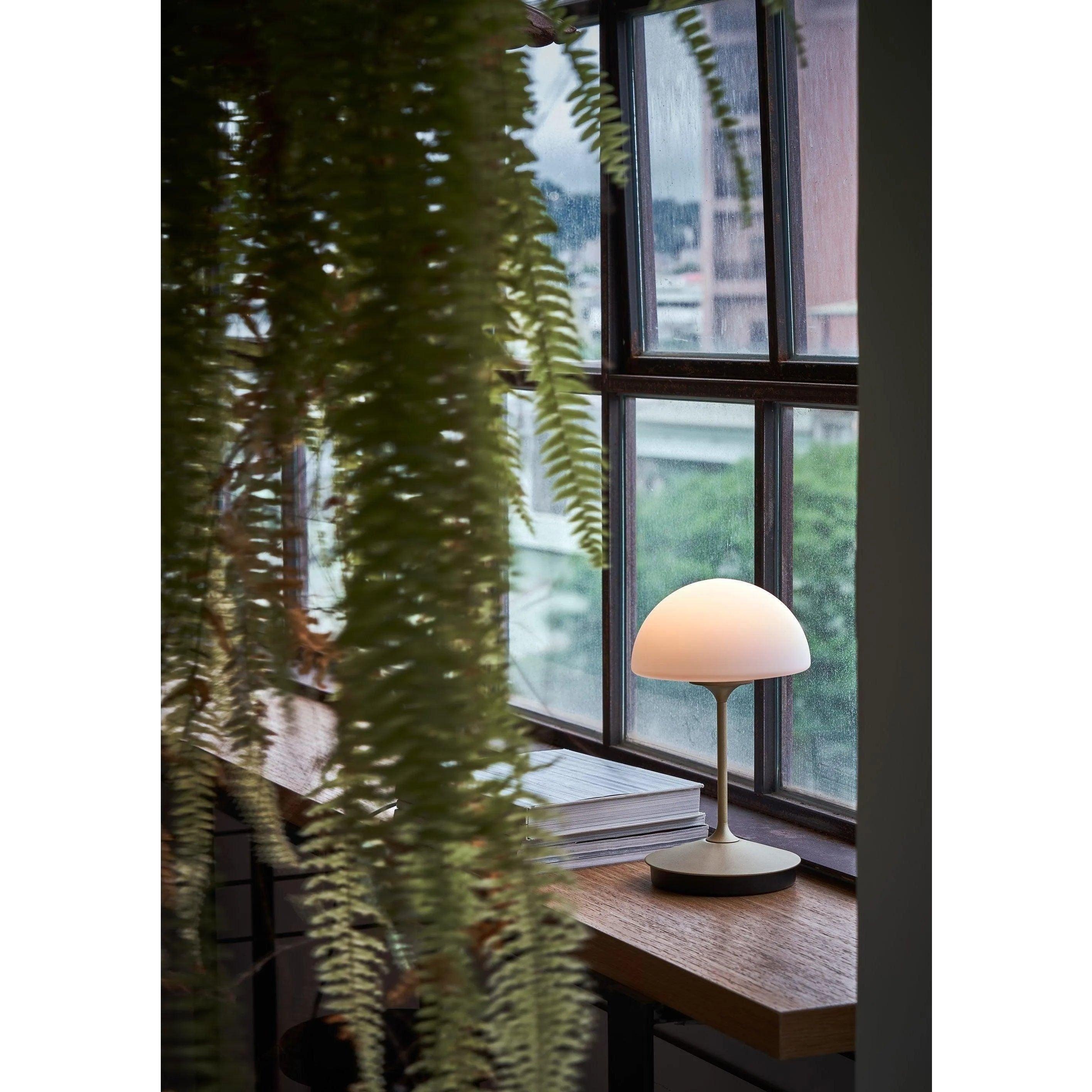 Seed Design - Pensee LED Table Lamp - SLD-7992DJ-BK - Canada Light Shop