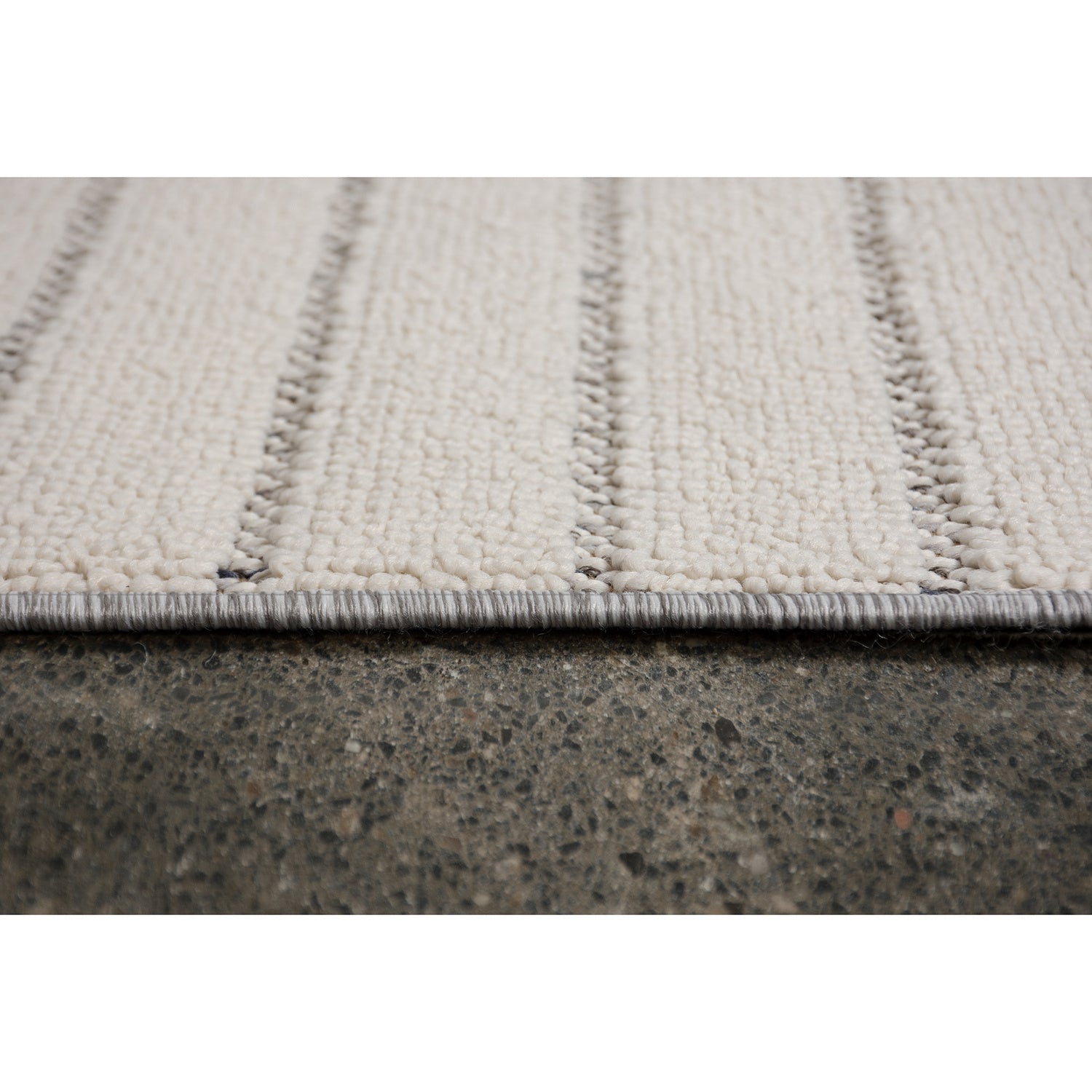 Renwil Canada - RAMB-10193-310 - Rug - Ambrose - Ivory/Grey