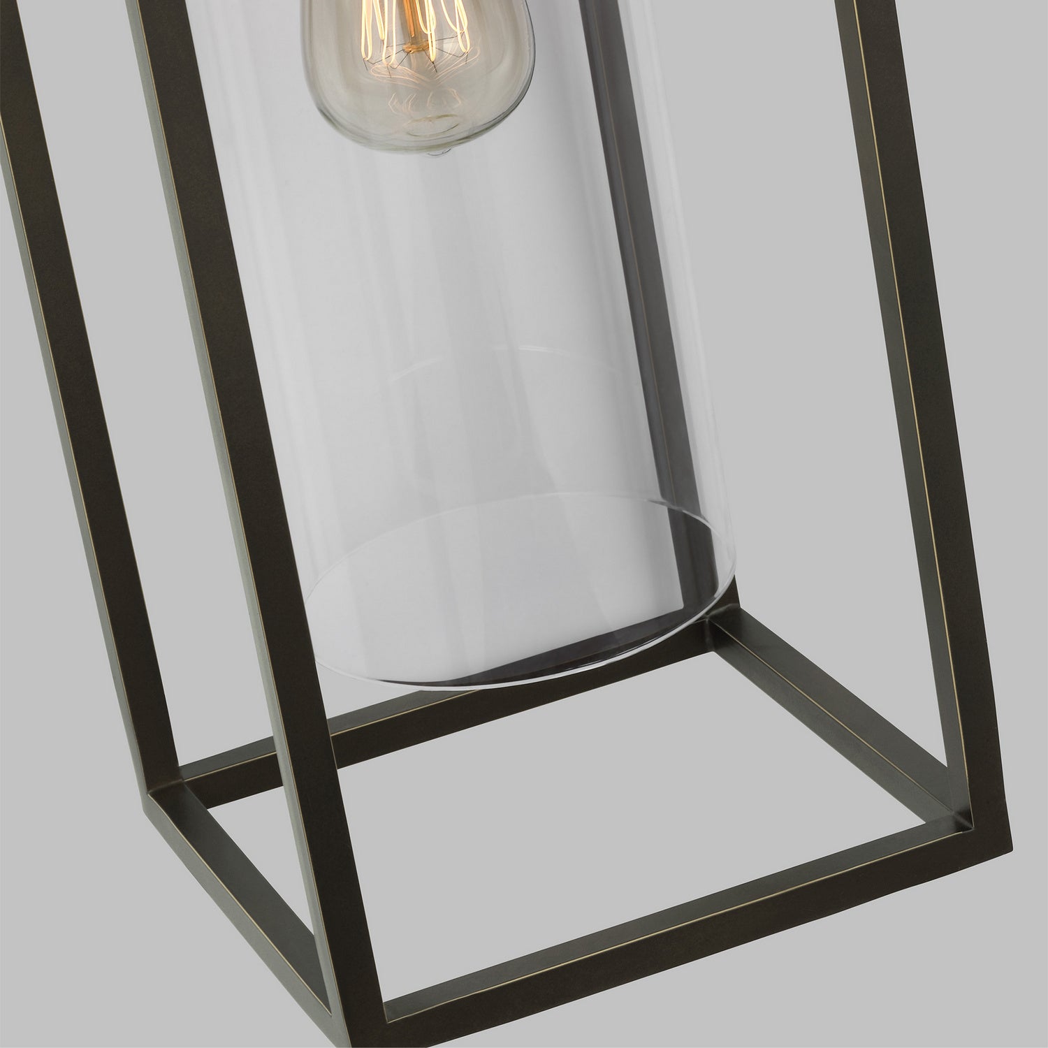 Visual Comfort Studio Canada - 8831101-71 - One Light Outdoor Wall Lantern - Vado - Antique Bronze