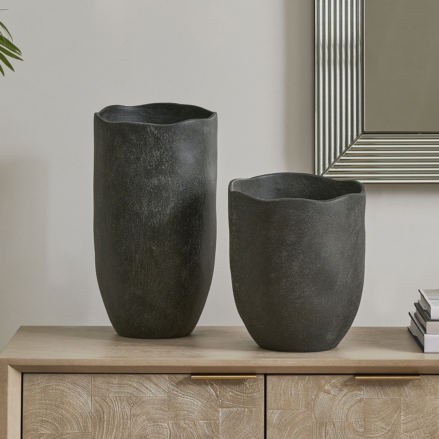 Uttermost - 18324 - Vases Set/2 - Komorebi - Matte Black