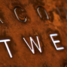 QLOCKTWO FCRT QLOCKTWO Earth 45 Frontcover Rust