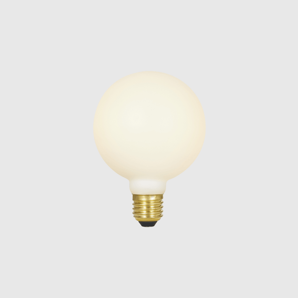 Tala - Sphere Large 7W WoD 2000K to 2800K E26 Matte Porcelain US LED Bulb - SPHR-G100-7W-2000/2800K-E26-MP-120V - Canada Light Shop