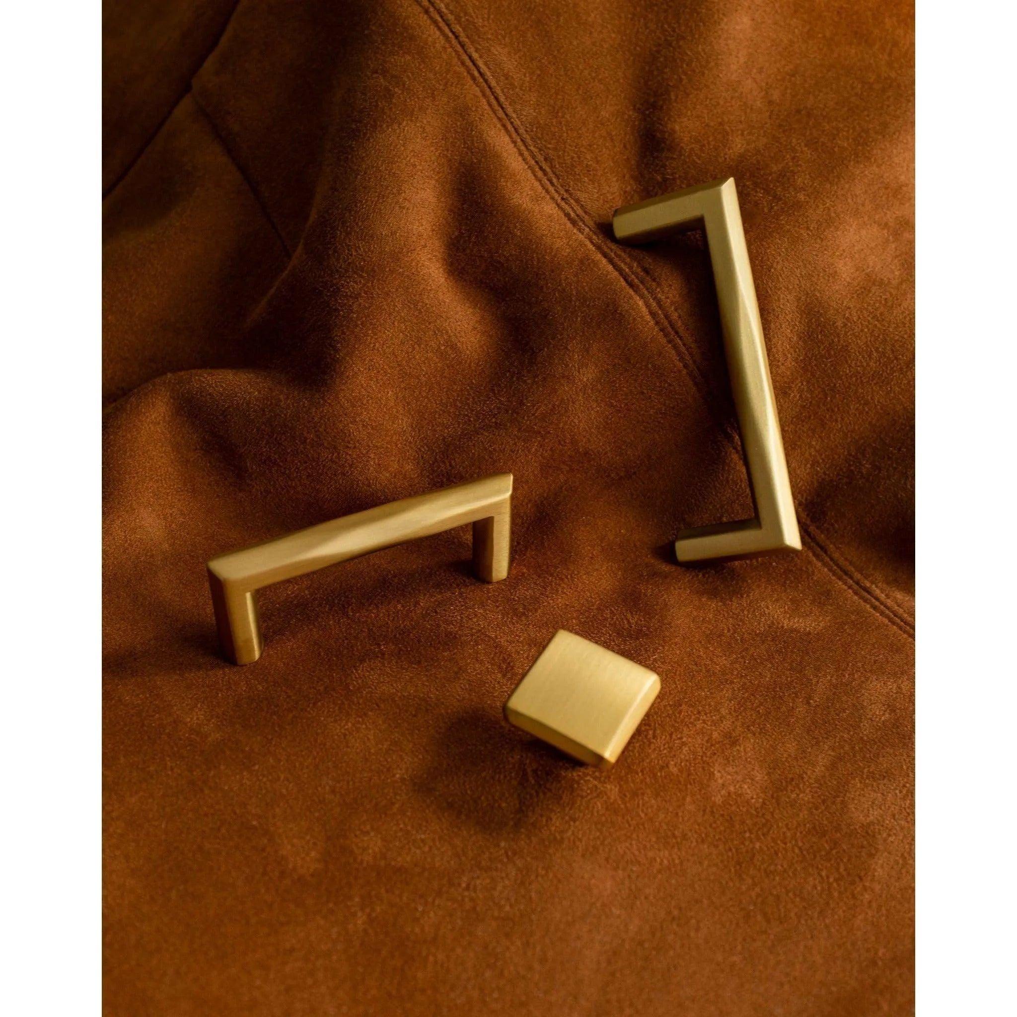 Belwith-Keeler - Seraphin Pull - B077904BGB - Canada Light Shop
