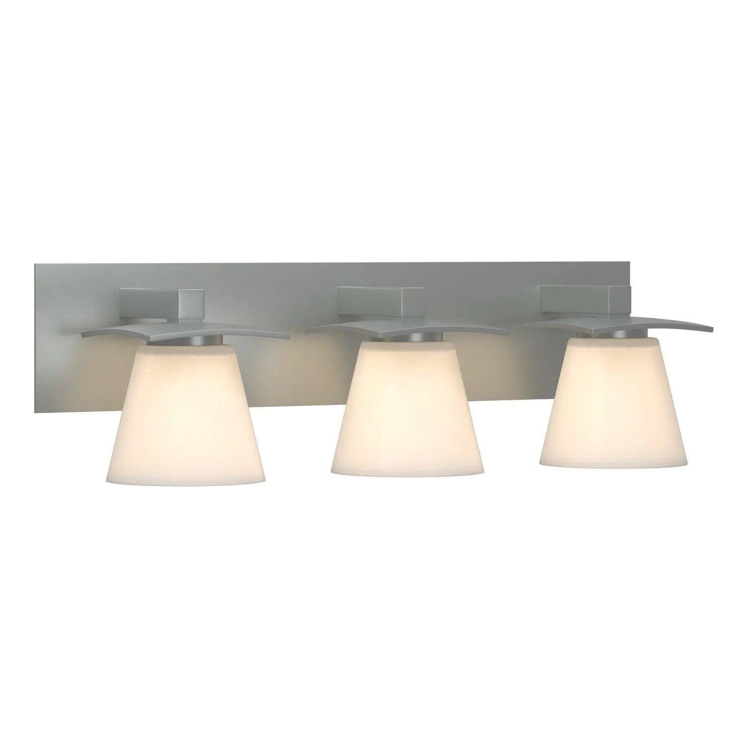 Hubbardton Forge - Wren Wall Sconce - 206603-SKT-82-GG0242 - Canada Light Shop