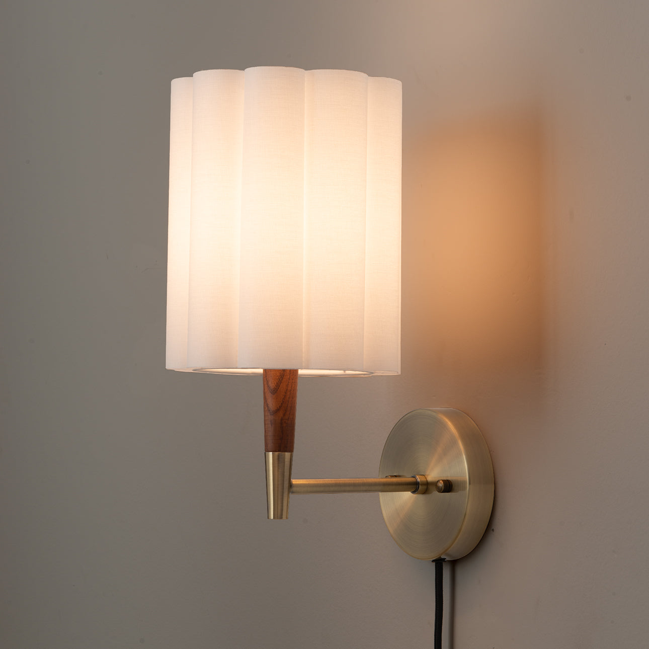 Nova of California 3011802WB Scalloped Wall Sconce in Wb