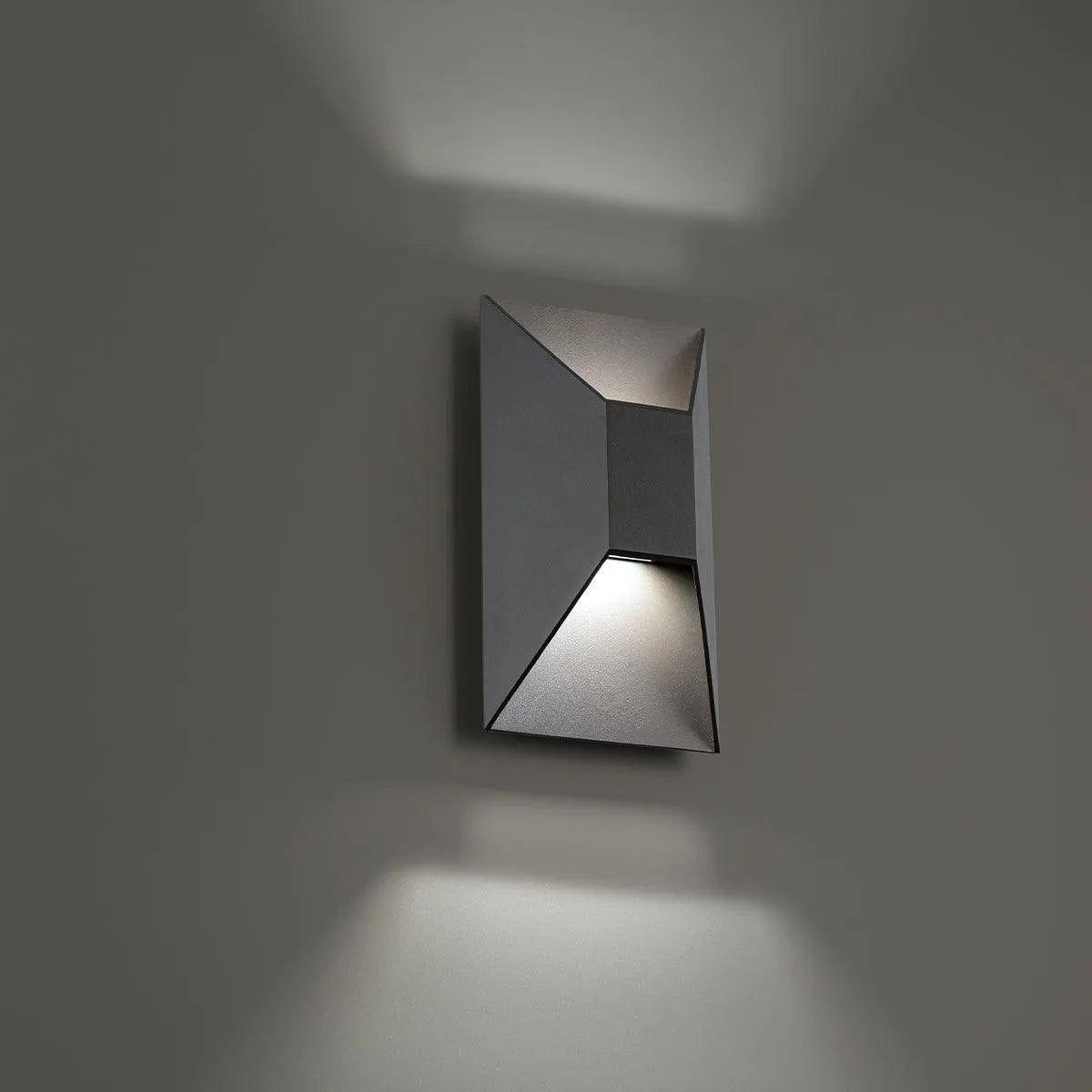 Modern Forms - Maglev LED Outdoor Wall Light - WS-W24110-40-BZ - Canada Light Shop