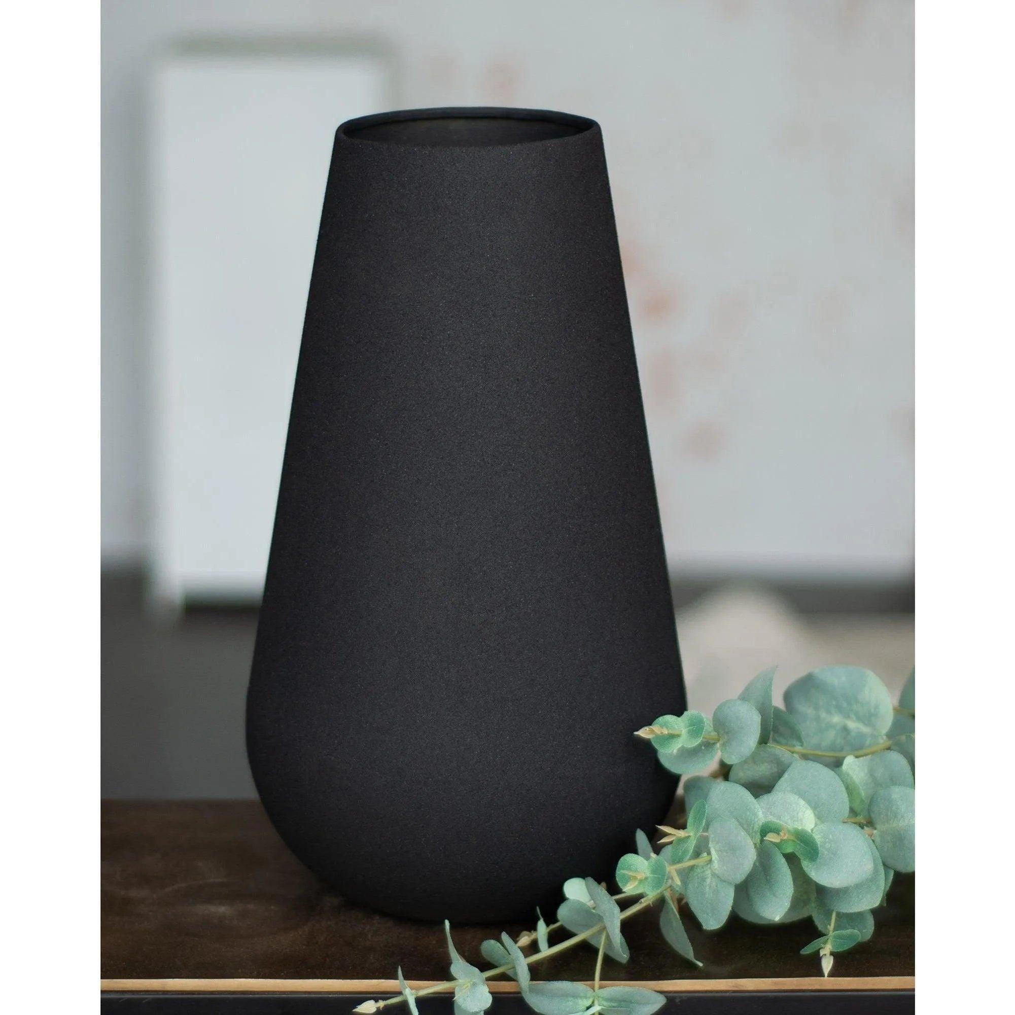 Renwil - Welda Vase - VAS201 - Canada Light Shop