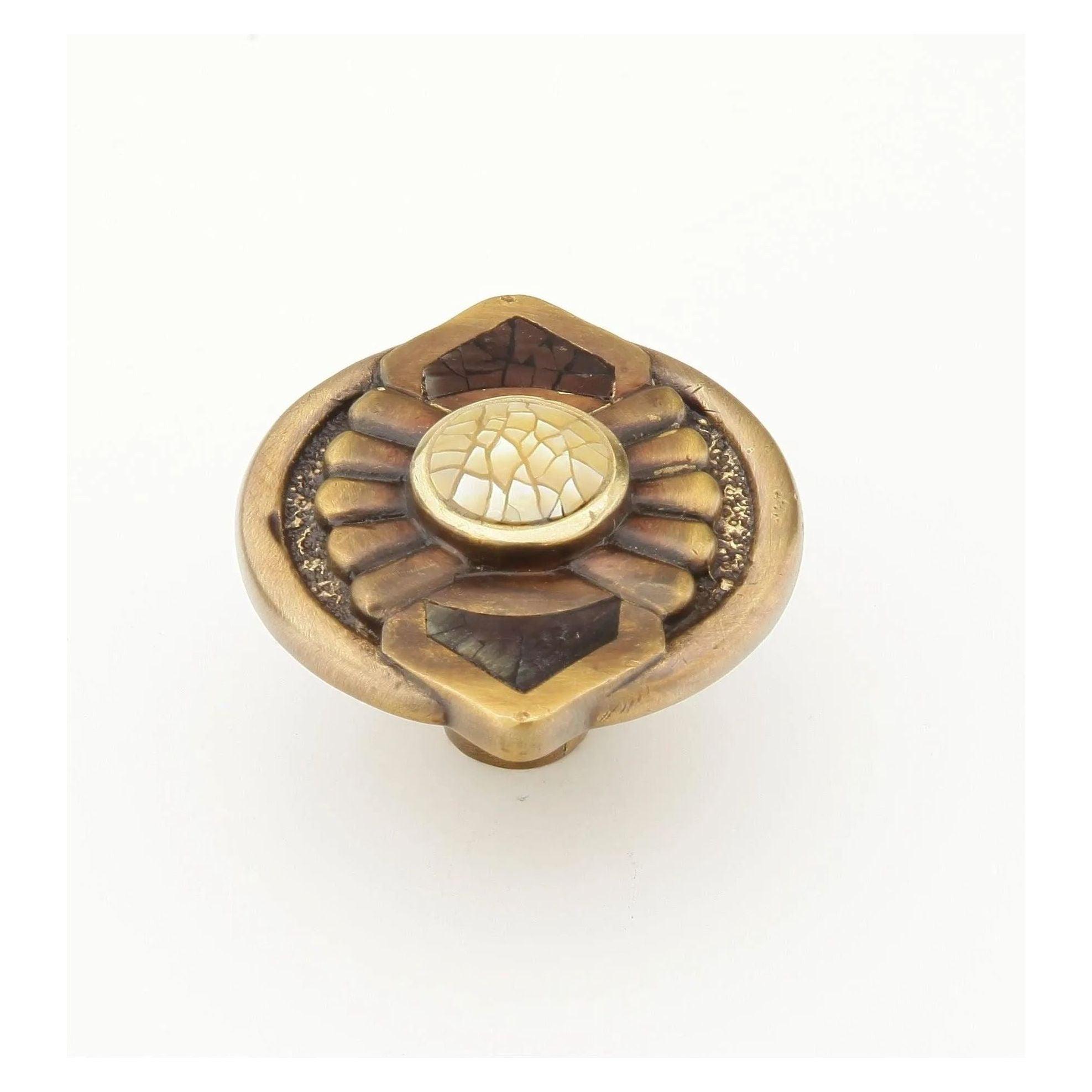Schaub - Heirloom Treasures Round Knob - 958K-AB - Canada Light Shop